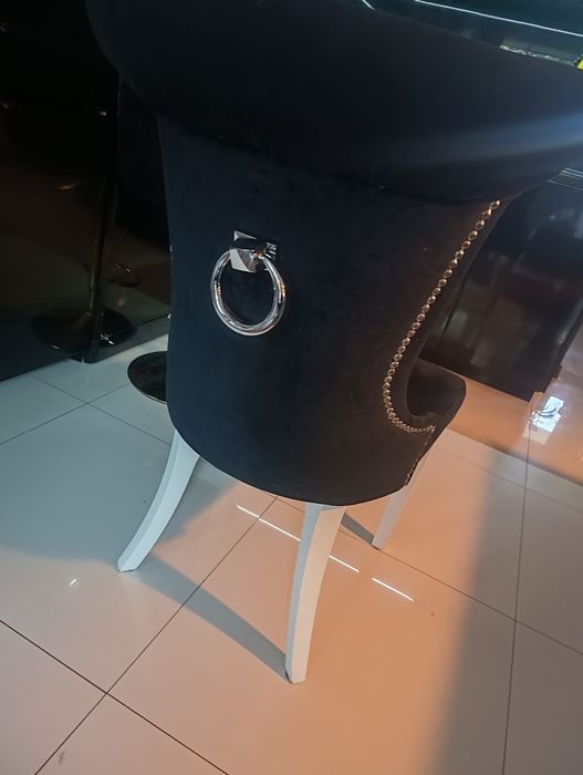 Krzesło Glamour czarne