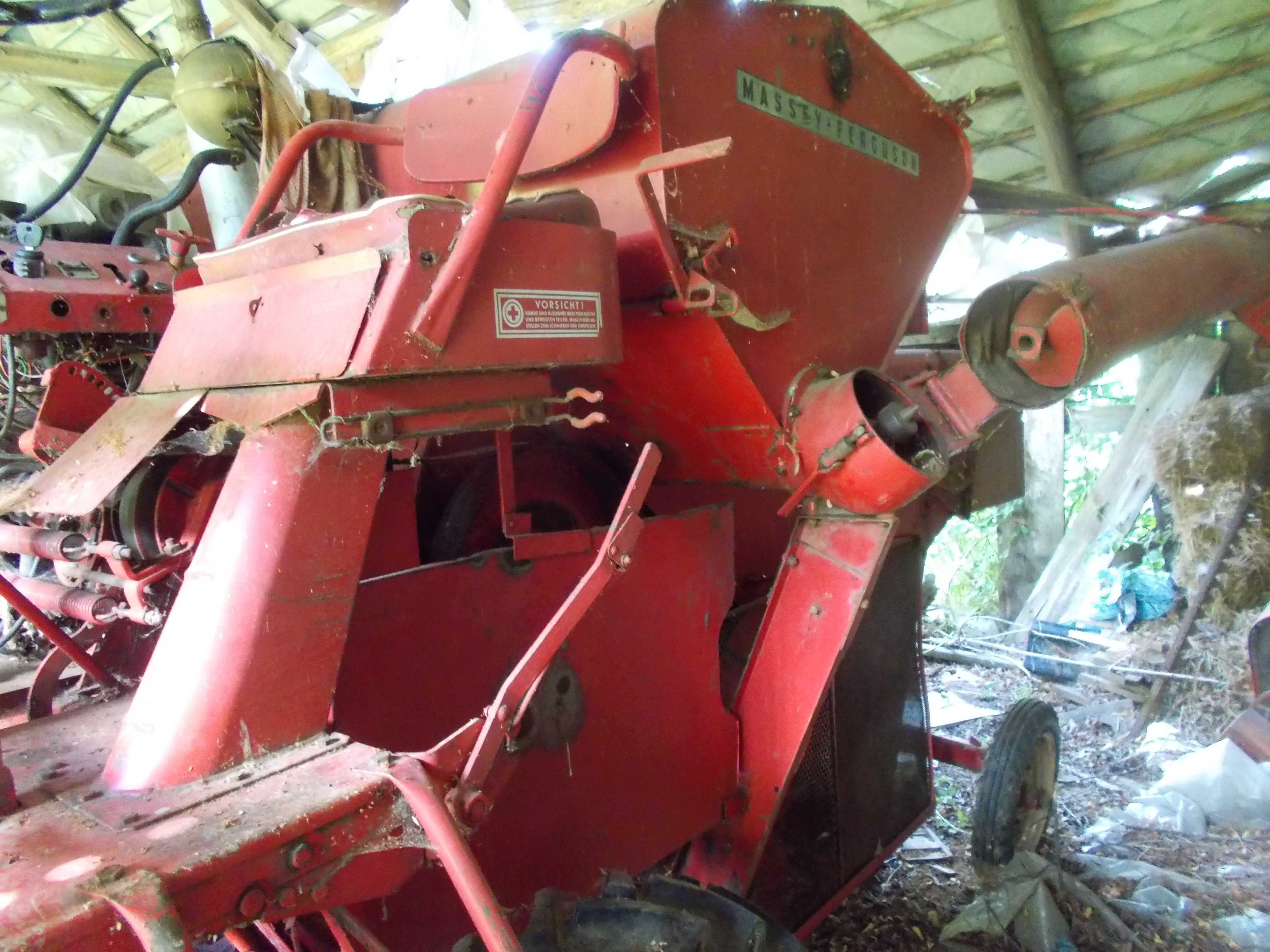 PILNIE! Sprawny Kombajn zbożowy Massey Ferguson 30 + Instrukcja!