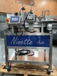 Etiquetadora semi-automatica Ninette