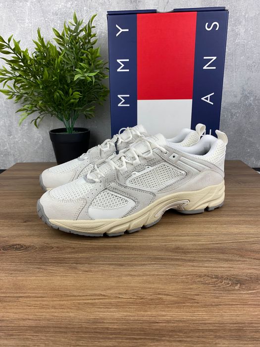 Sneakersy Tommy Jeans Archive '97 r. 42 – kultowy model retro