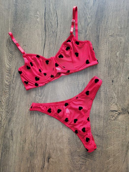 Жіноча білизна , комплект білизни, топ,бра, трусики жіночі