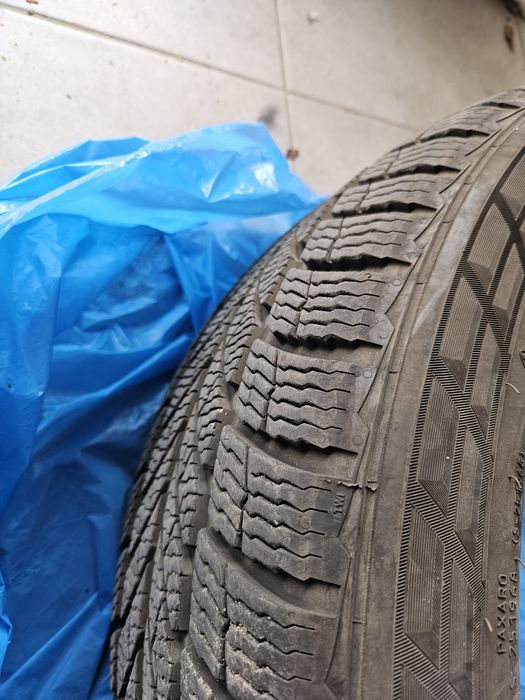 Opony zimowe Paxaro Inverno 215/50 R17, 4szt