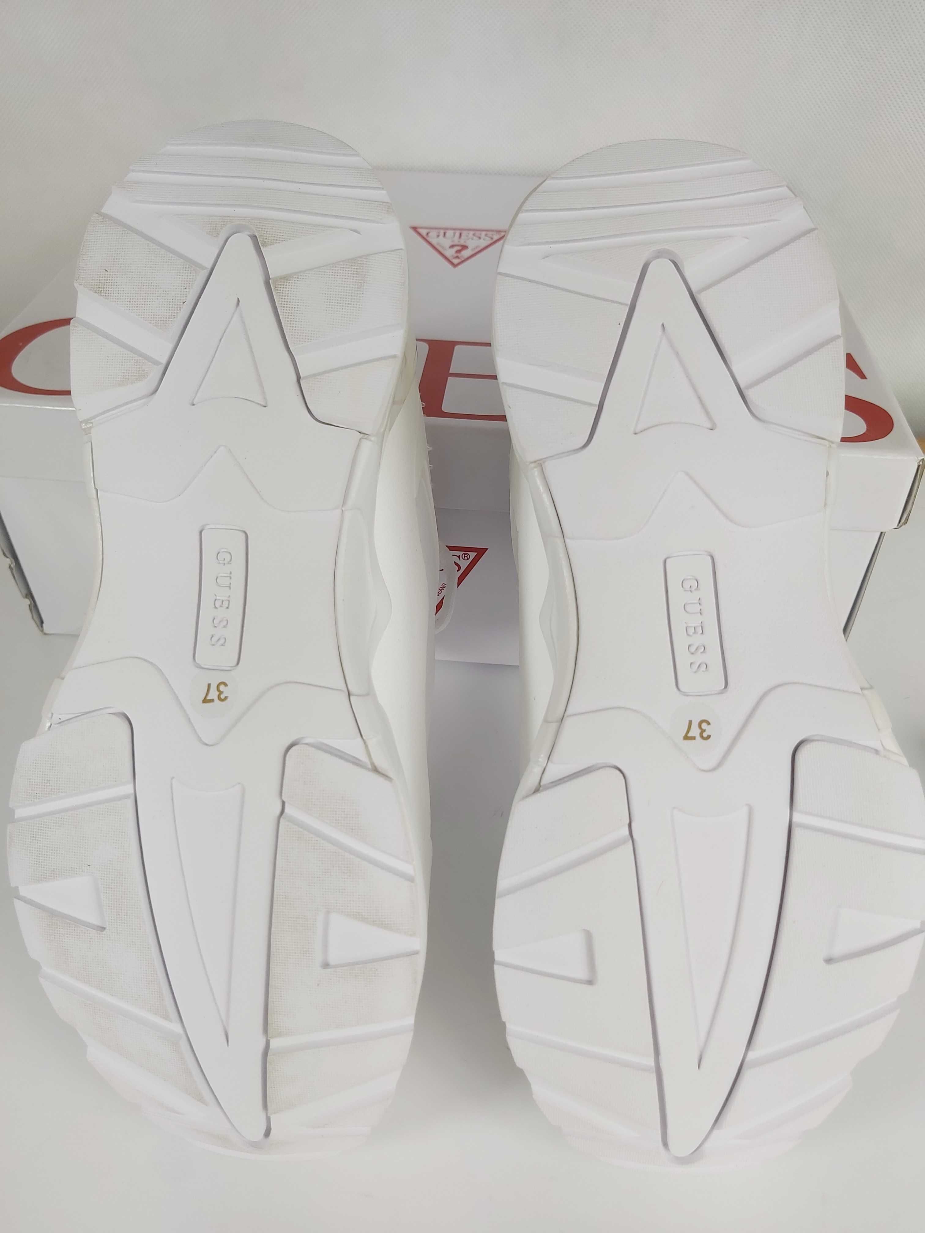 Nowe sneakersy białe GUESS trampki a257