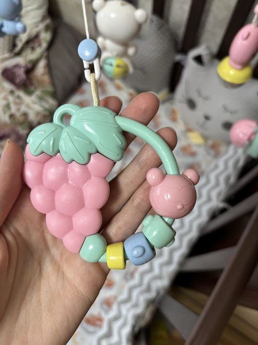 Дитячий мобіль на ліжечко