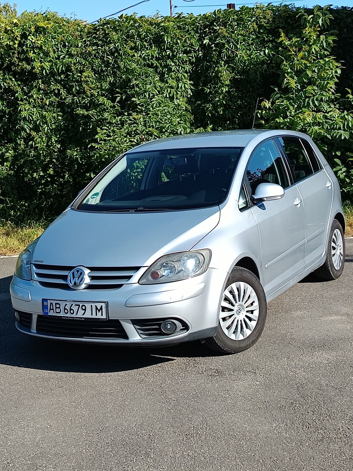 Продам GOLF PLUS 1.4MPI.