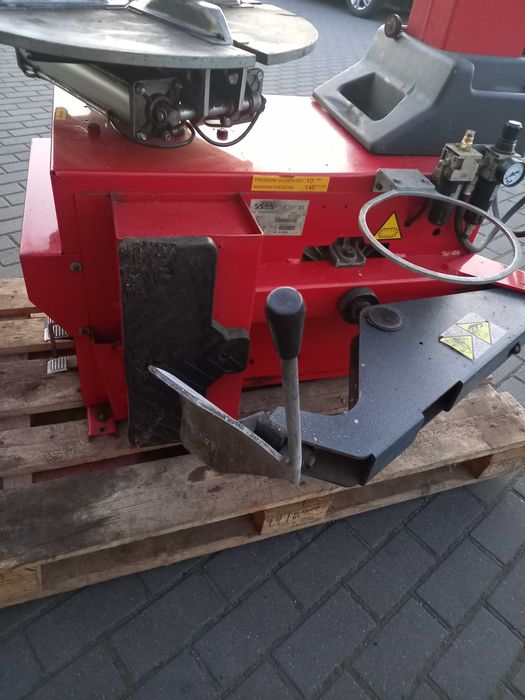 Montażownica do opon Mondolfo Ferro 220v TipTop Promaxx 8200-2