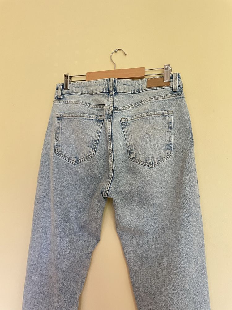 Pull&Bear spodnie jeansowe prosta nogawka 40 M jasne
