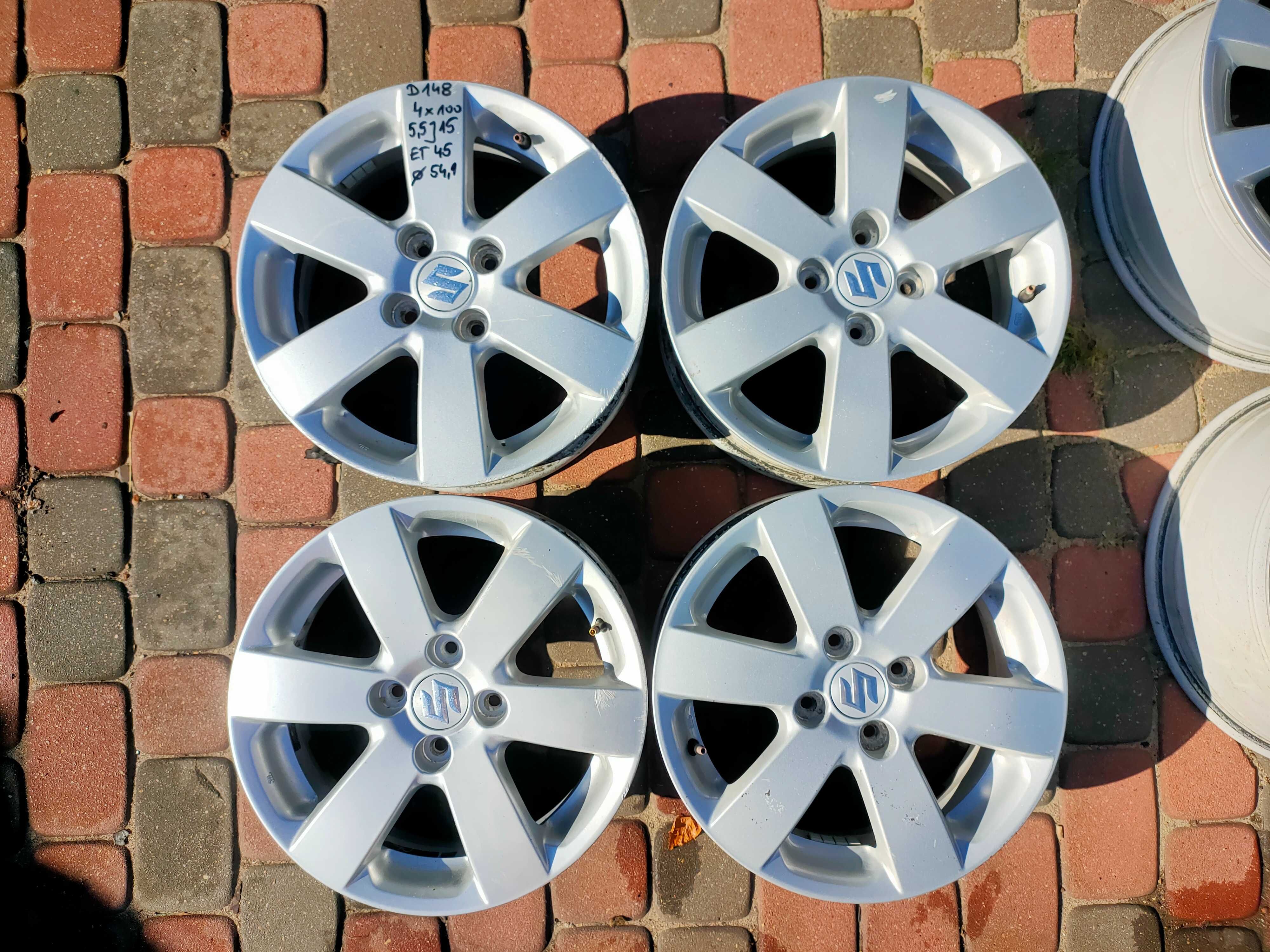 Felgi aluminiowe 4szt. 4x100 5,5J15 Et 45 Fi 54,1 d 148