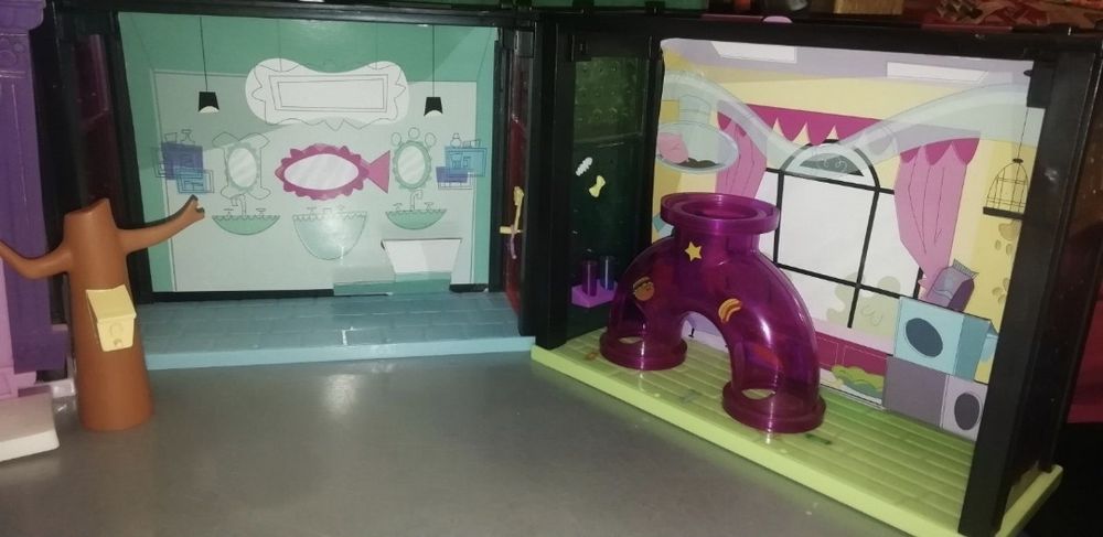 Будинок pets , 4 секції кукольный дом