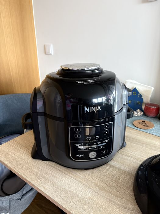 Doação , Panela eletrica com função air fryer , grill e pressão