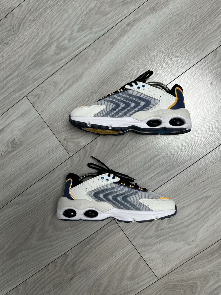 Buty sportowe damskie Nike Air Max Sphere