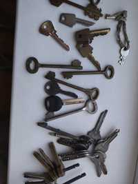 Ключи от квартиры 48 штук
