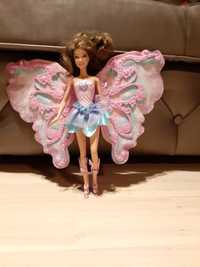 Lalka Barbie ze skrzydłami