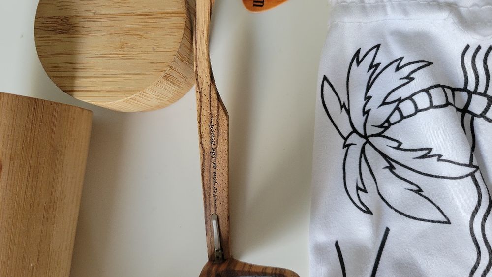 окуляри деревяна  оправа