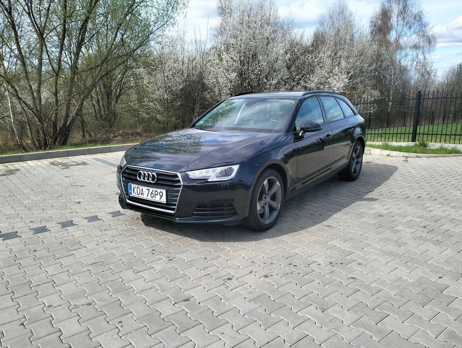Audi A4 Avant Audi a4 b9 2.0 TDi 150 km avant select drive full led