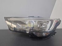Opel Crossland X 17-20r. Lampa Przód Lewa Led