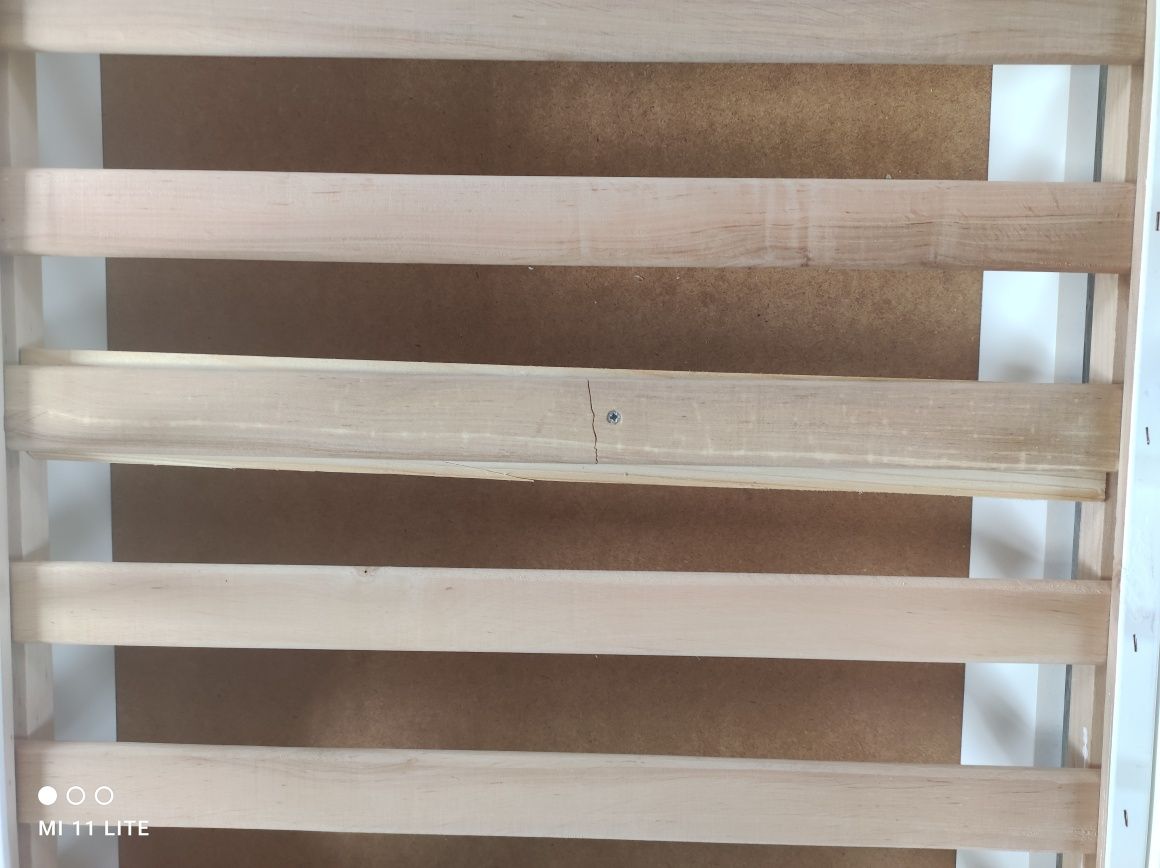 Łóżeczko niemowlęce Jaś firmy Piętrus 120x60 z materacem i barierką