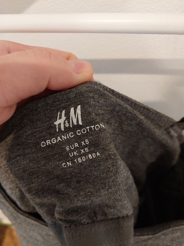 Bluzki na ramiączkach do karmienia H&M- cena za 2 szt