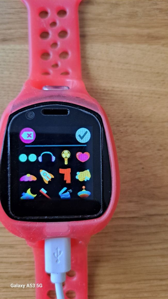 Zegarek Tobi 2,smartwach czerwony
