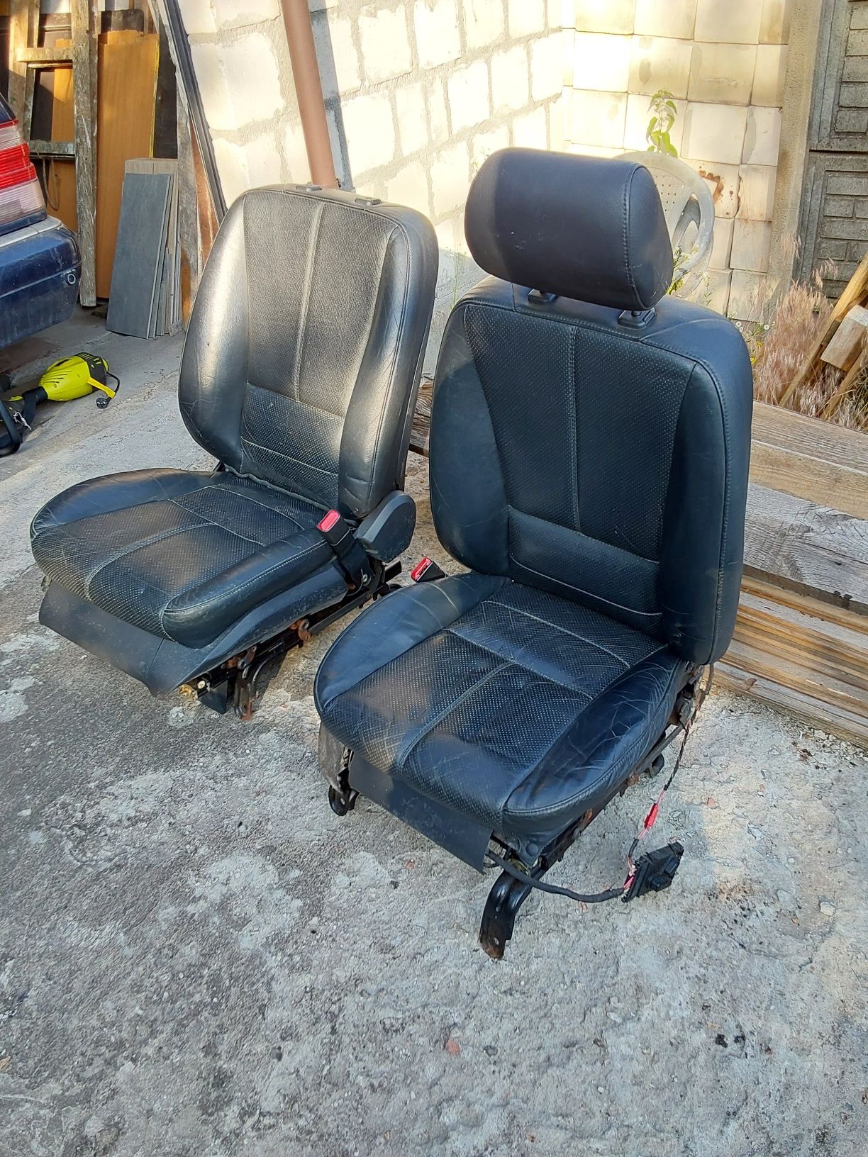 Fotele siedzenia do Mercedesa ML 320 komplet