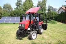 Ciągnik rolniczy / traktor sadowniczy Belarus 320.4