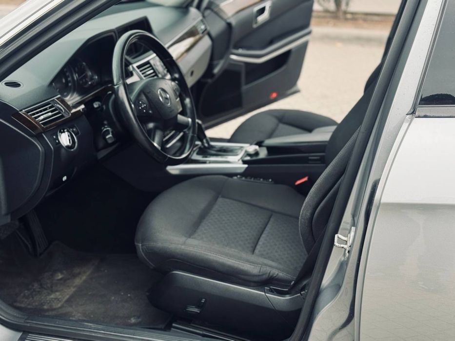 Продам Мерседес Е 220 CDI, автомат