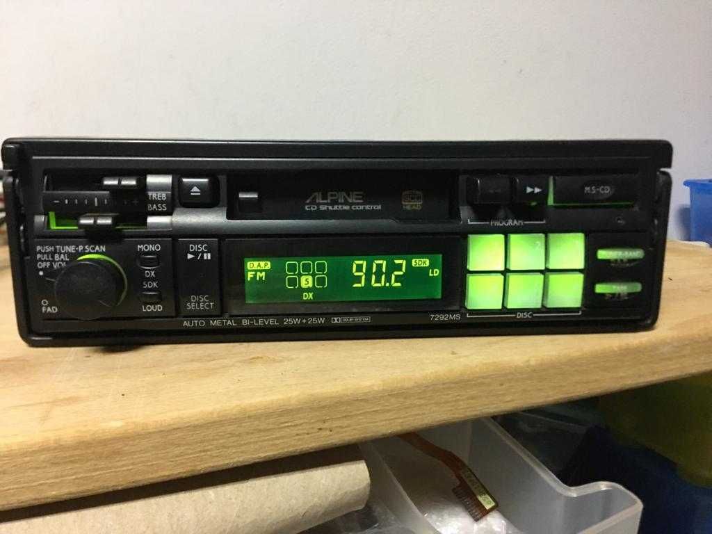 Alpine 7292MS . Radio magnetofon