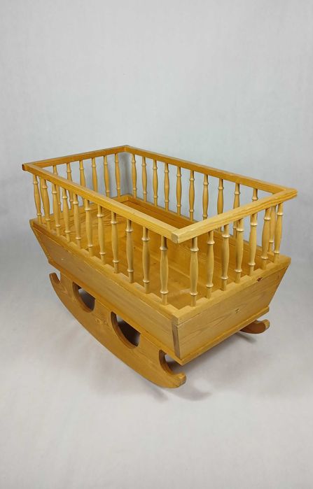 Kołyska dziecięca, łóżeczko dla dzieci Sosna lakierowana Retro