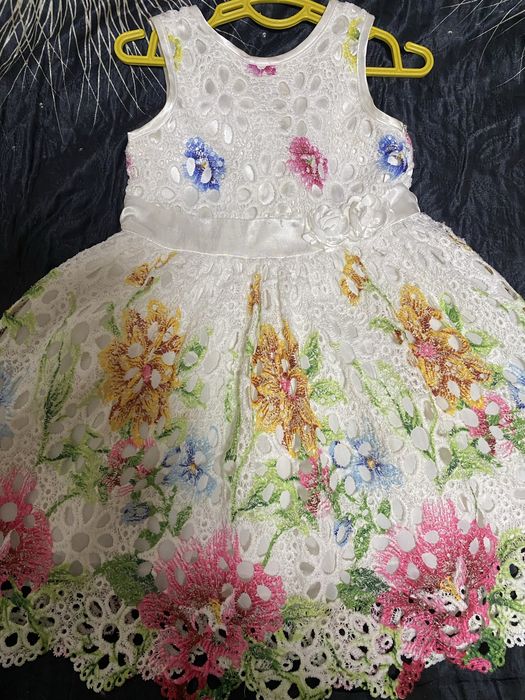 Плаття для вашоі принцеси