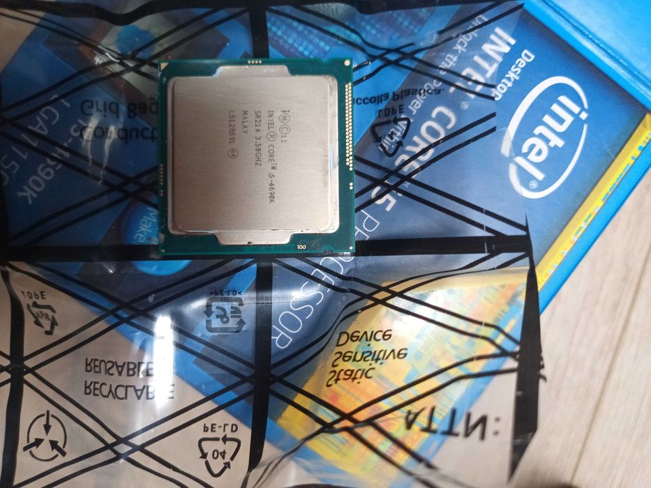 Procesor Intel i5-4690k z chłodzeniem