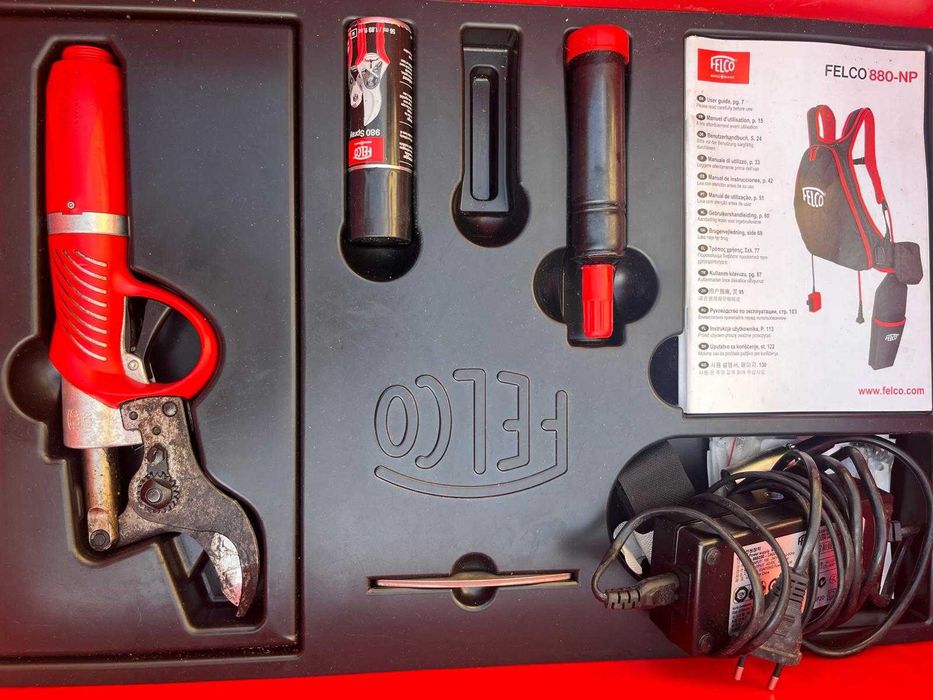 Tesoura Elétrica FELCO 880-NP — Profissional, Excelente Estado!