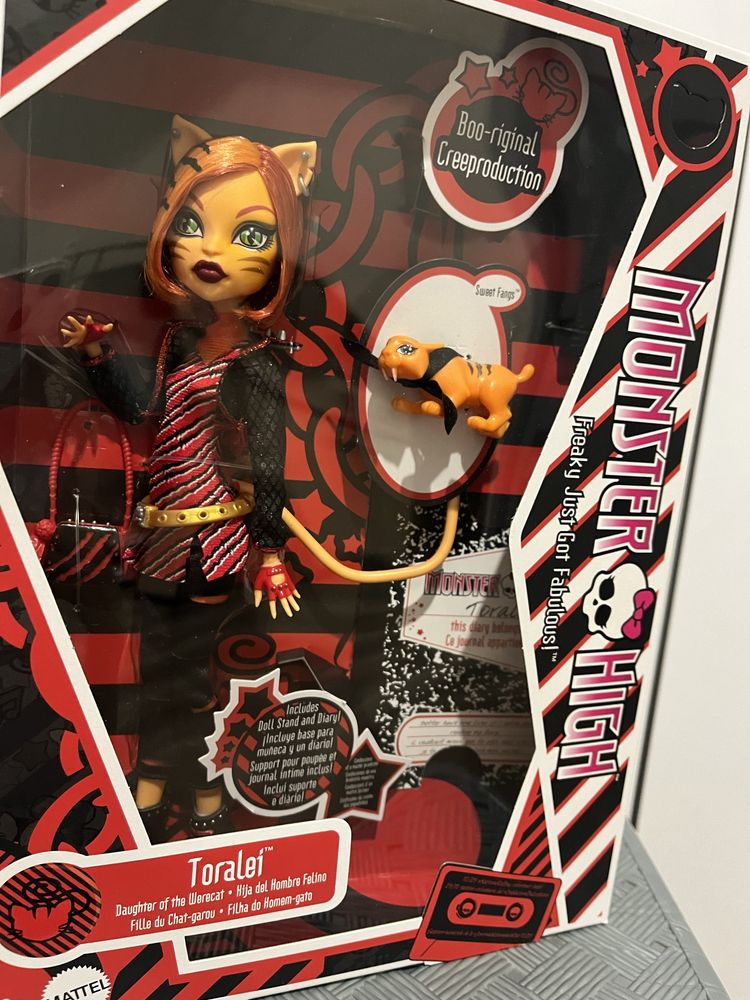 Лялька монстер хай кукла Monster High Toralei Тореляй базова