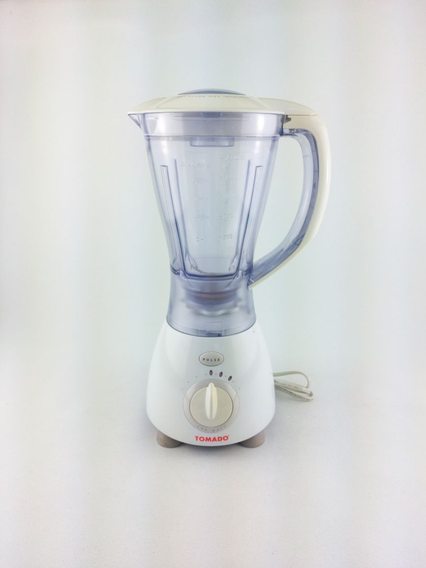 Blender kielichowy Tomado 1,5l 400w
