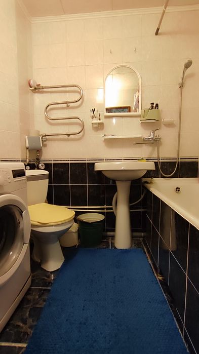 Продаж 3 кім кв з АО В.Петріва (Богунія)