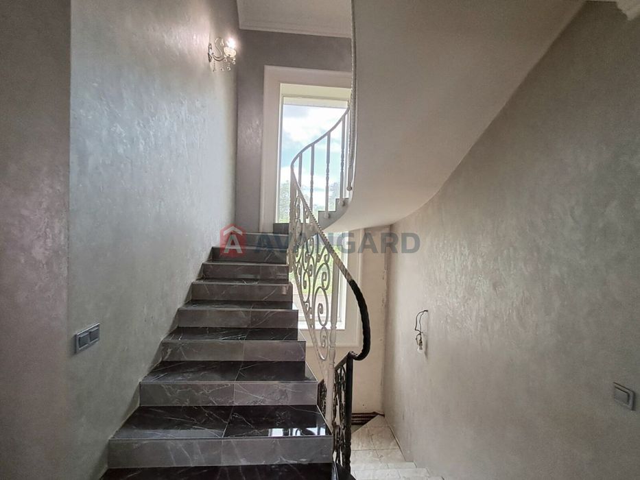 Сучасний будинок з камінним залом та садом, Глеваха (Кожухівка)