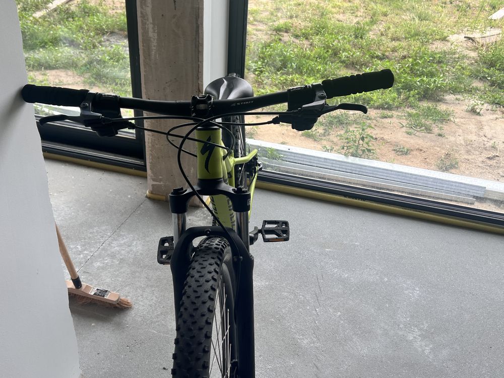 Rower Specialized dla dziecka– Shimano Altus, stan bar dobry