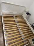 Cama IKEA com estrato URGENTE