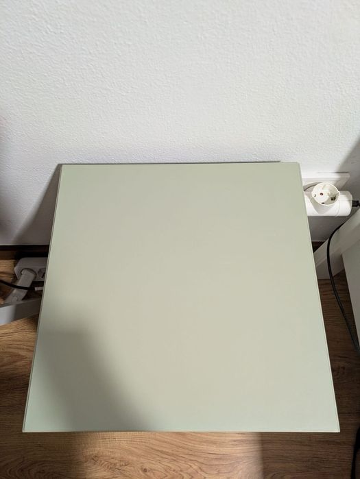 Cubos IKEA - EKET armário azul com pés