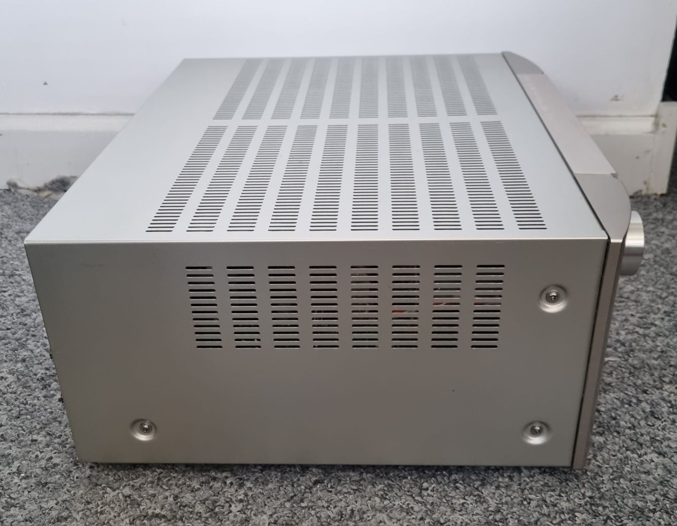 Amplituner Marantz sr7010 srebrny.