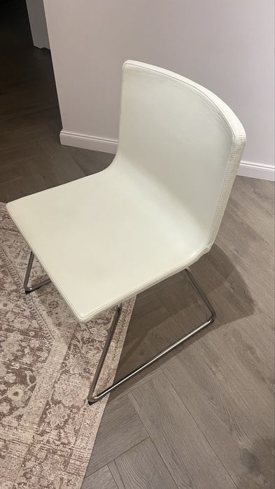 Krzeslo skorazne Bernhard