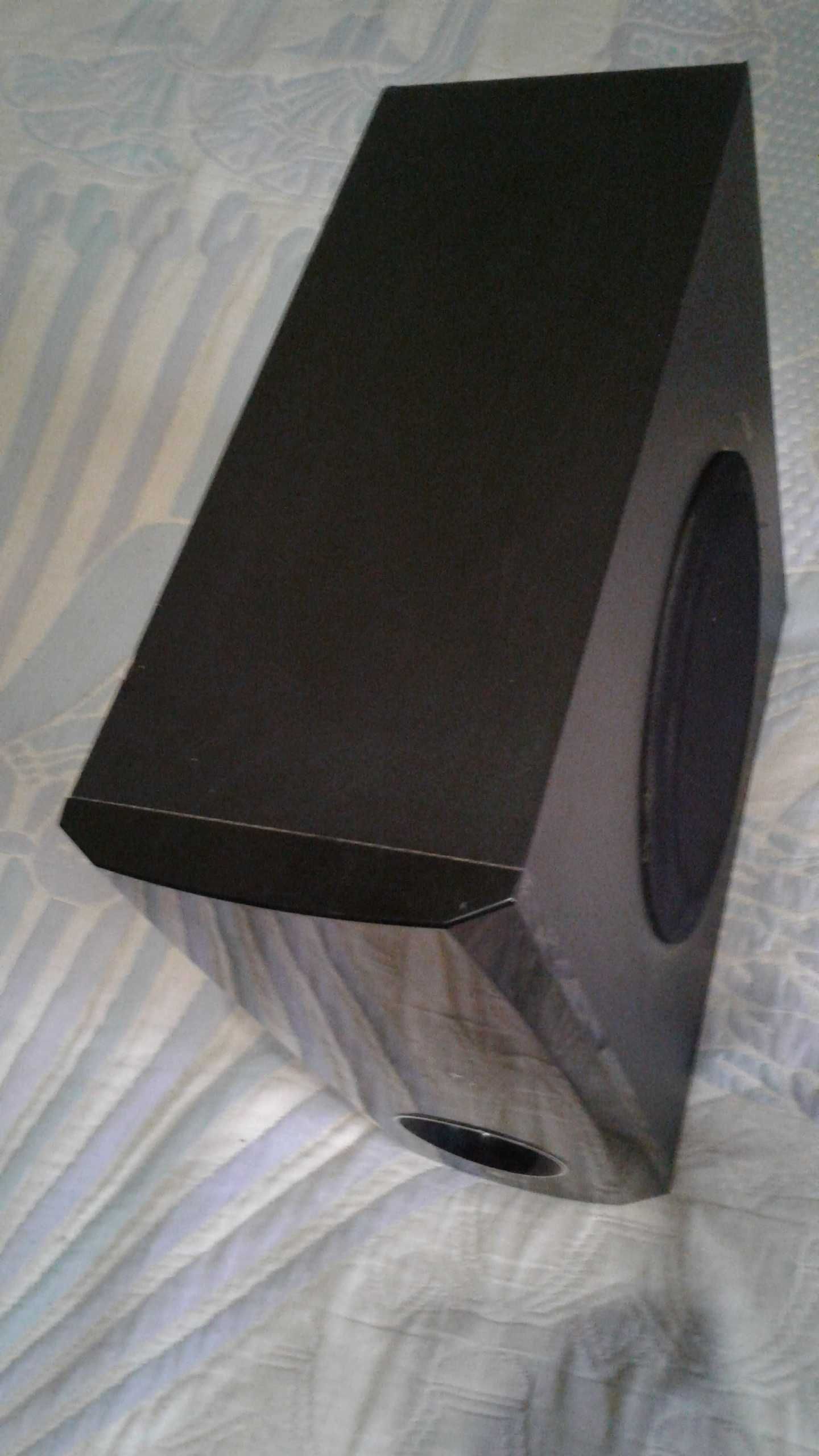 LG  Subwoofer SH53TH-W 3 Om 300 W