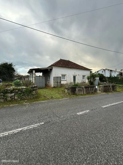 Moradia Renovada T3 em Turquel, Alcobaça - ARRENDAR