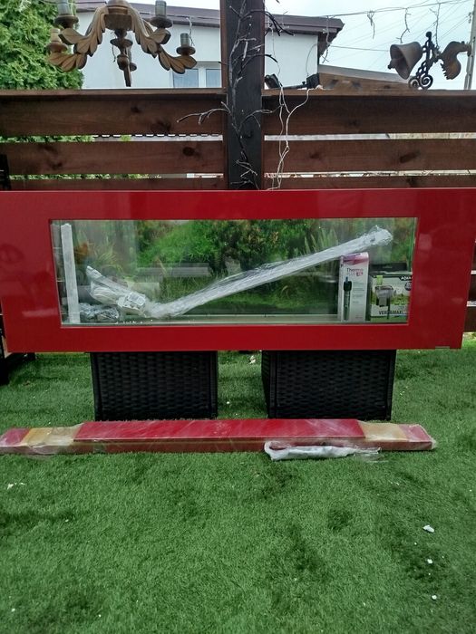 Akwarium ścienne 140/48