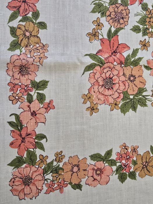 Obrus lniany z Cepelii