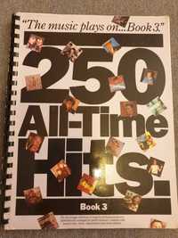 Książka "The Music Plays on Book 3 - 250 All -Time Hits" gra keybord