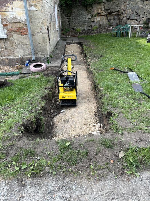 Usługi minikoparką, wozidło 700kg oraz transport wywrotką do 3.5 tony