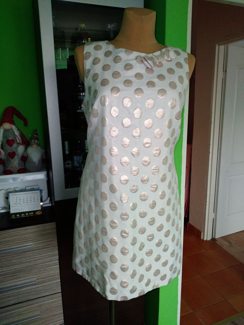 Sukienka w duże kropki XL kremowa
