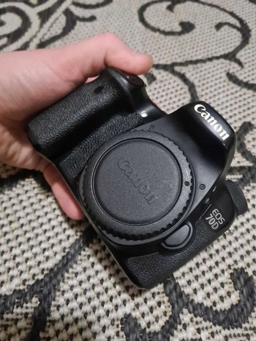 Фотоапарат Canon EOS 70D