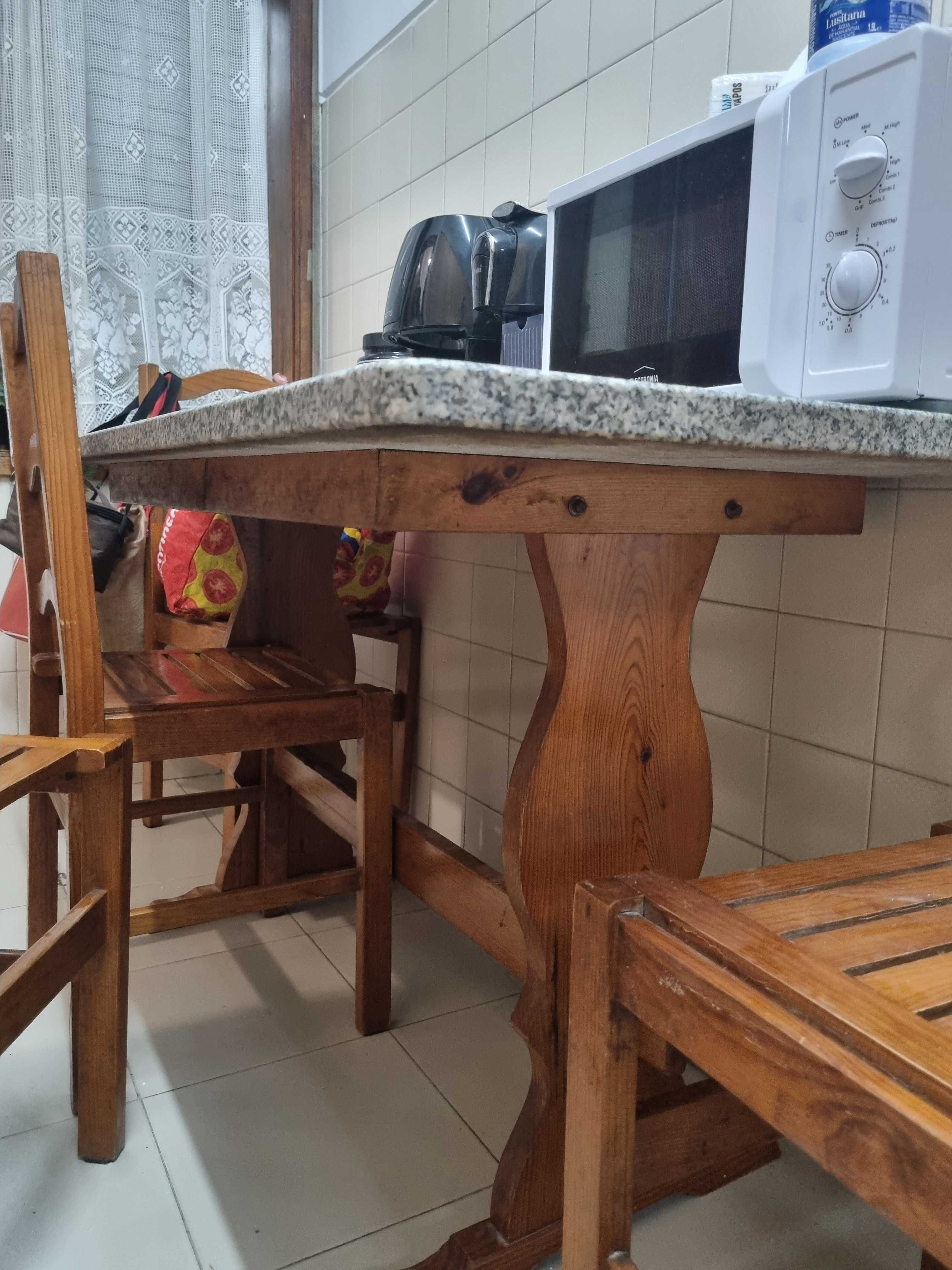 Mesa de granito como nova