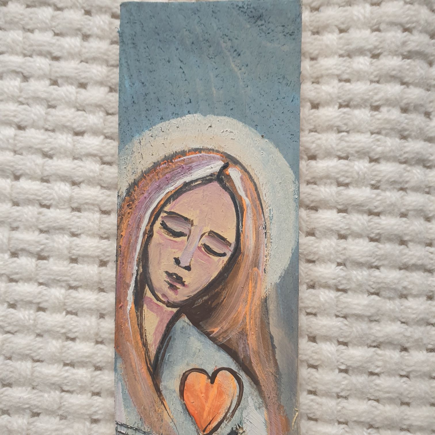 Anioł z Sercem na Dłoni ręcznie malowany na drewnie desce